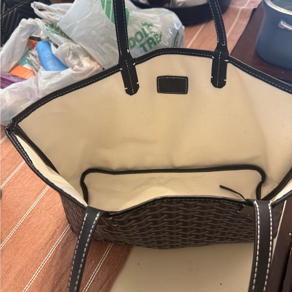 Stylish Black and Brown Tote Bag - Picture 4 of 4